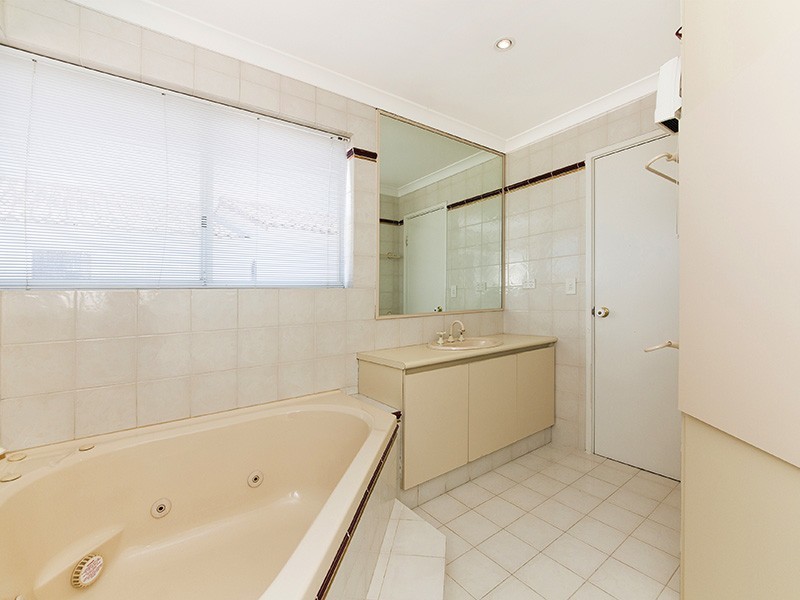 10 The Marlows, Mount Claremont WA 6010