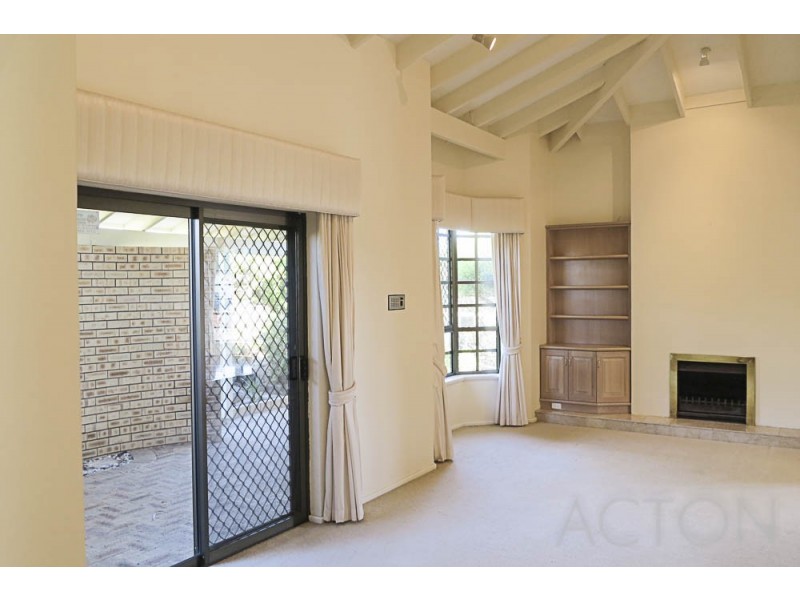 19 Congdon Way, Booragoon WA 6154