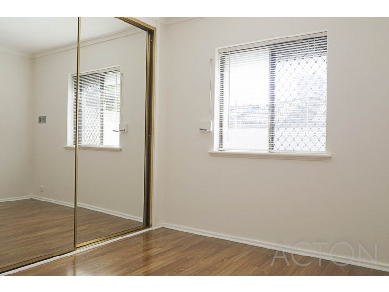 19 Congdon Way, Booragoon WA 6154