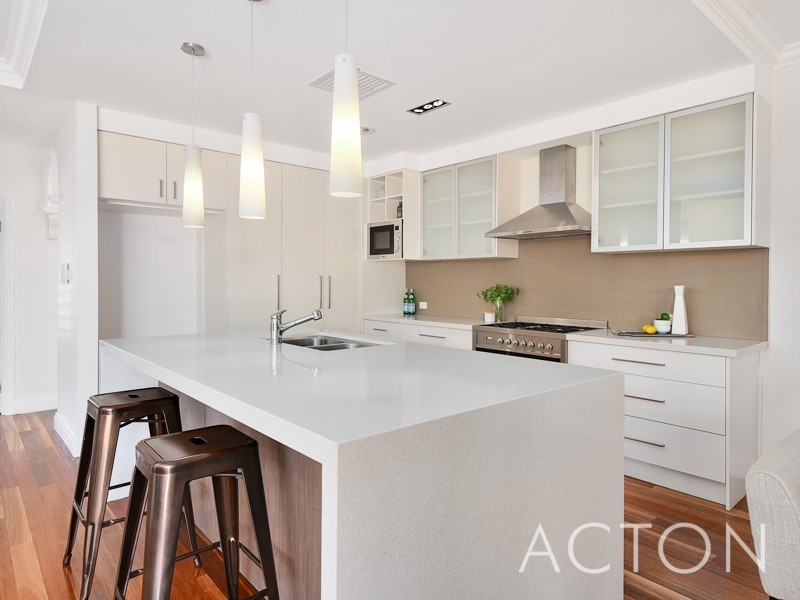 6 Jodrell Road, Gwelup WA 6018