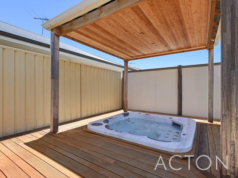 6 Jodrell Road, Gwelup WA 6018