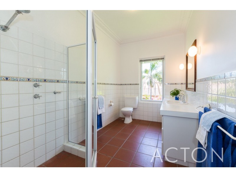 2 Granby Crescent, Nedlands WA 6009