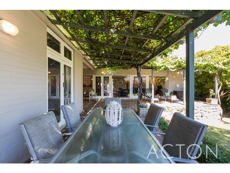 2 Granby Crescent, Nedlands WA 6009