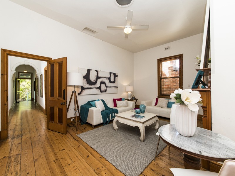 32 Wray Avenue, Fremantle WA 6160