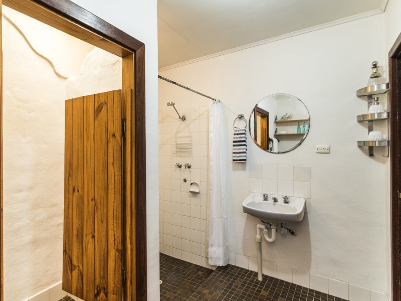 32 Wray Avenue, Fremantle WA 6160