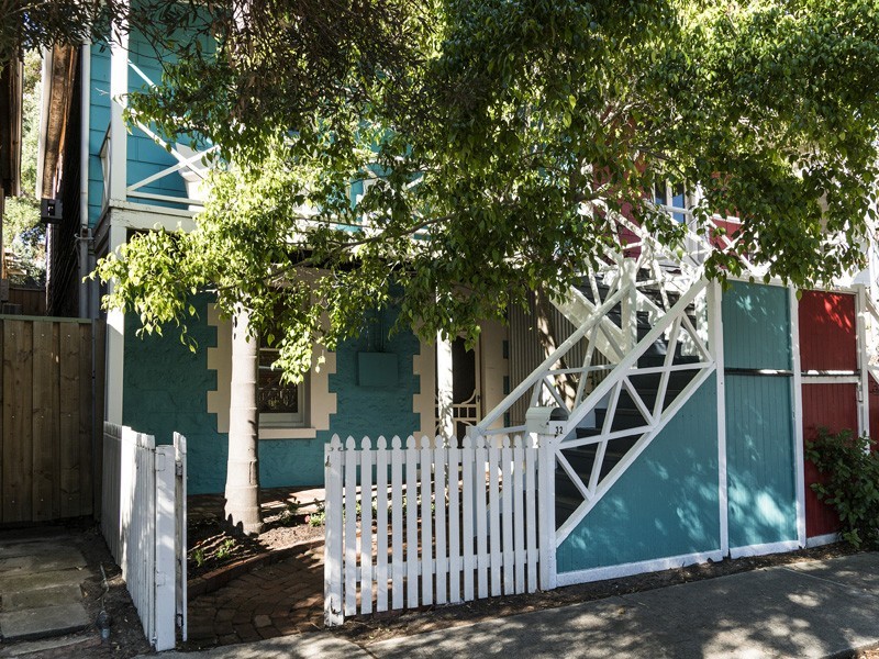 32 Wray Avenue, Fremantle WA 6160