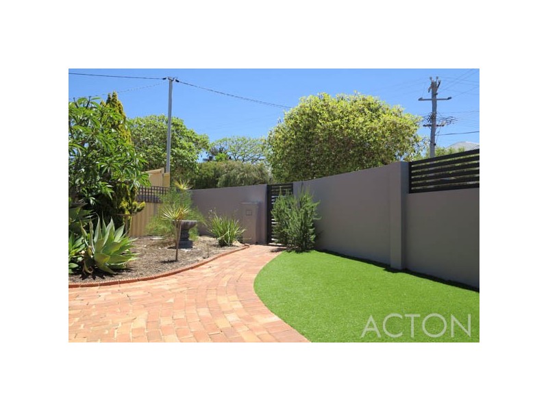 8 Victoria Street, Mosman Park WA 6012