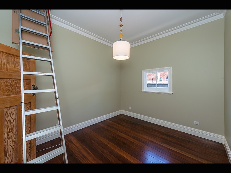 15 Briggs Street, Bassendean WA 6054