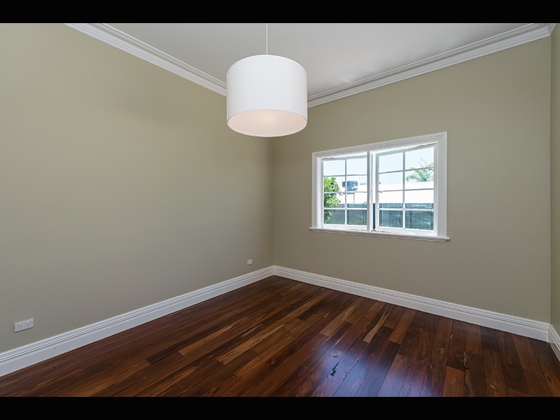 15 Briggs Street, Bassendean WA 6054