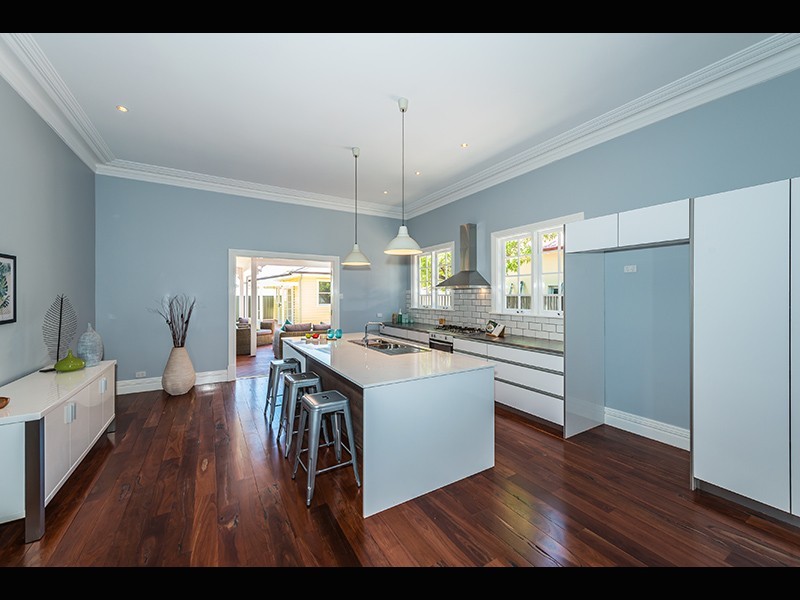 15 Briggs Street, Bassendean WA 6054