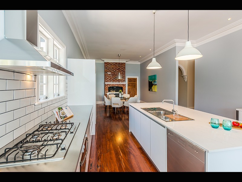 15 Briggs Street, Bassendean WA 6054