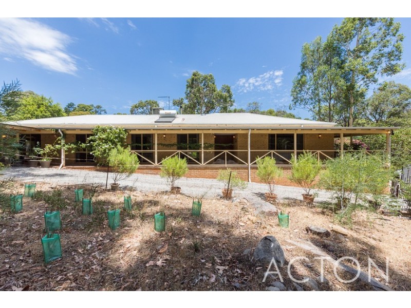 1690 Jarrah Road, Stoneville WA 6081