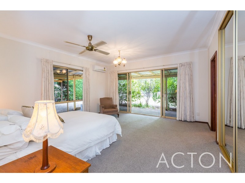 1690 Jarrah Road, Stoneville WA 6081