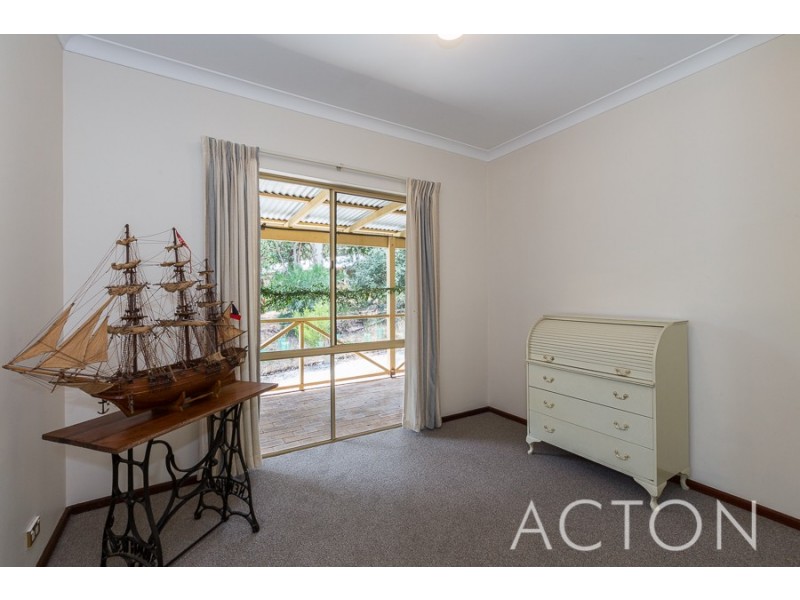 1690 Jarrah Road, Stoneville WA 6081