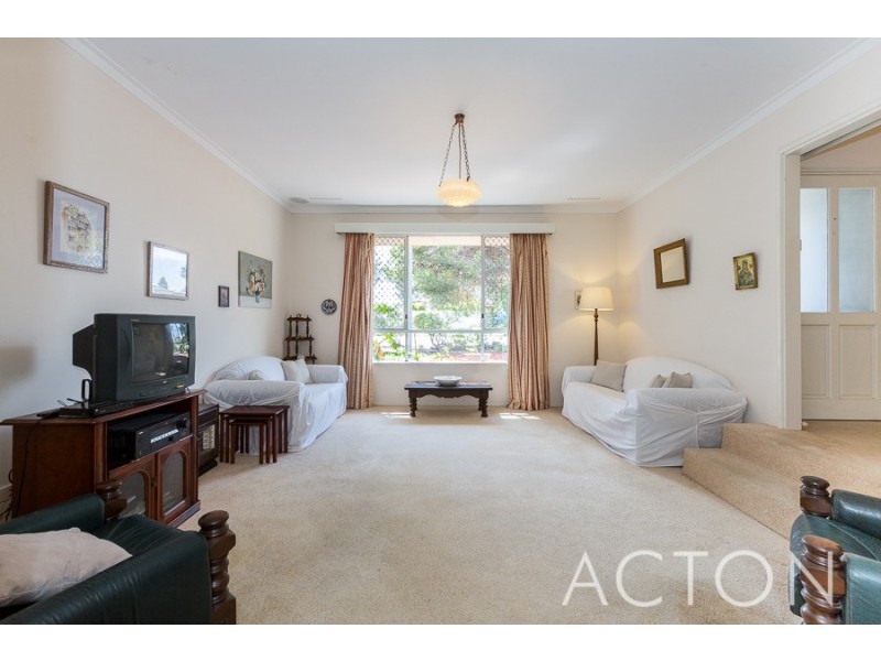 37 Page Drive, Mullaloo WA 6027