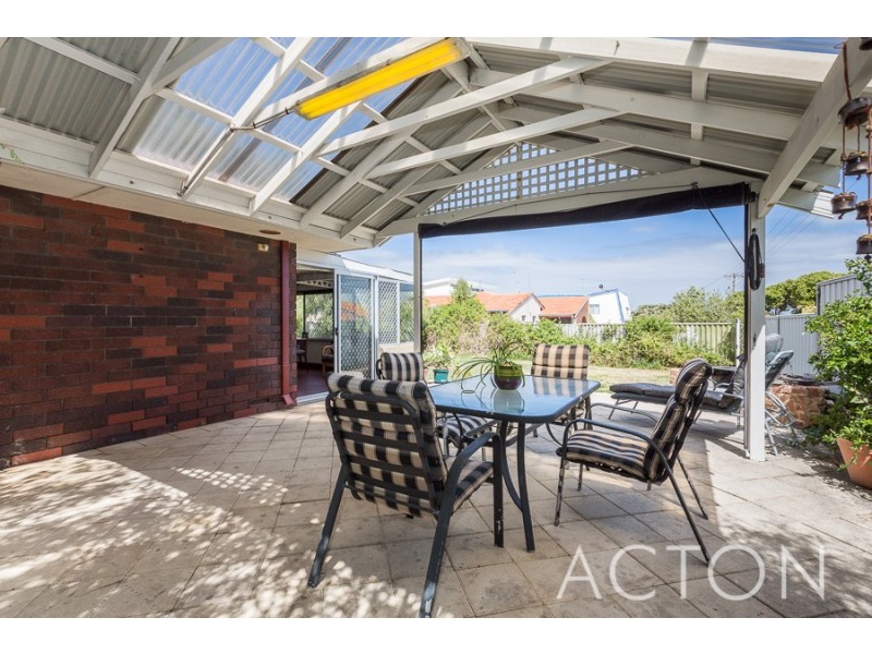 37 Page Drive, Mullaloo WA 6027