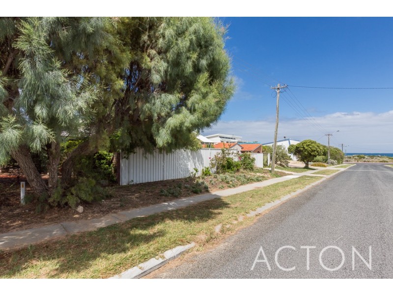 37 Page Drive, Mullaloo WA 6027