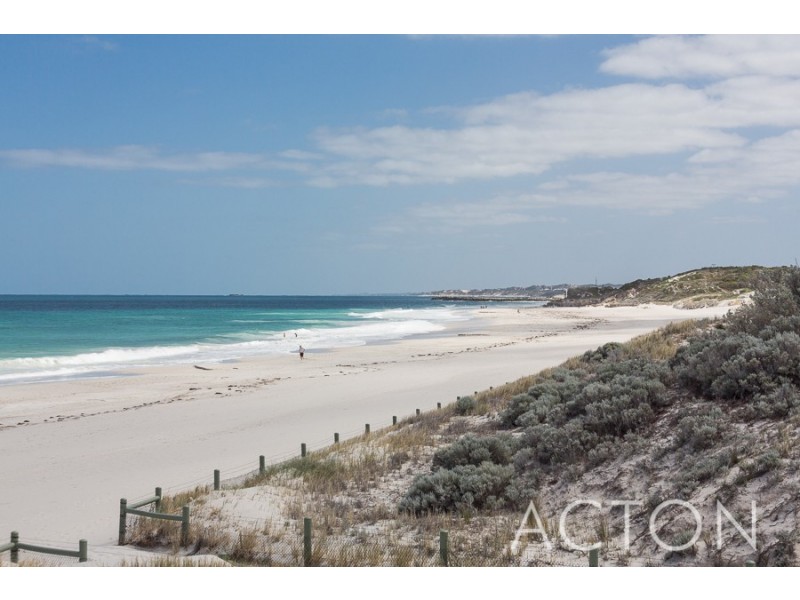 37 Page Drive, Mullaloo WA 6027