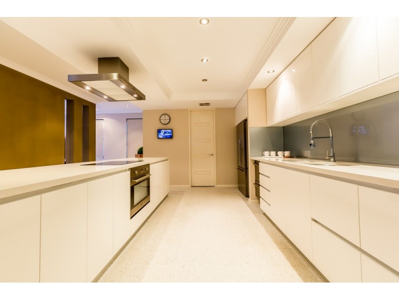 12 Castanet Drive, Madeley WA 6065