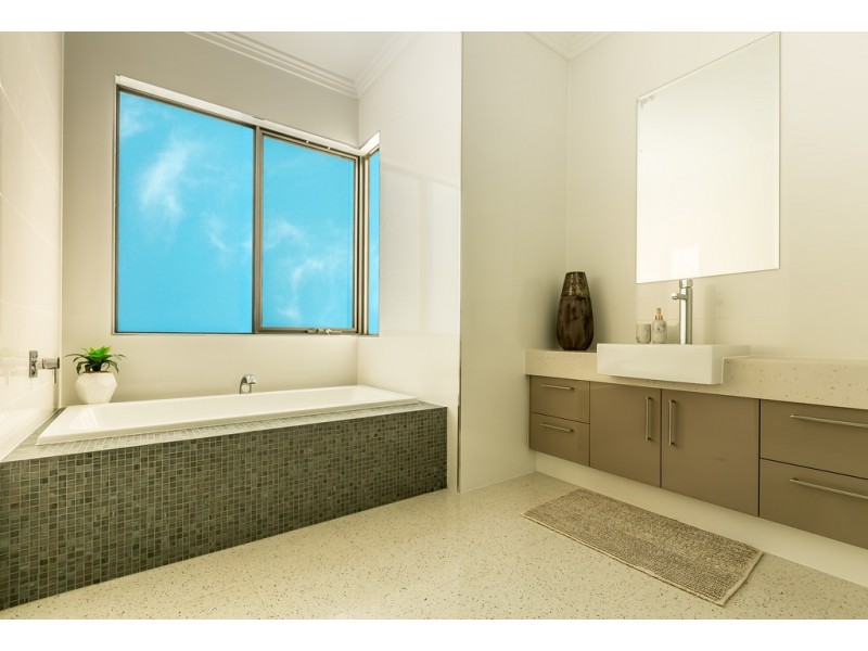 12 Castanet Drive, Madeley WA 6065