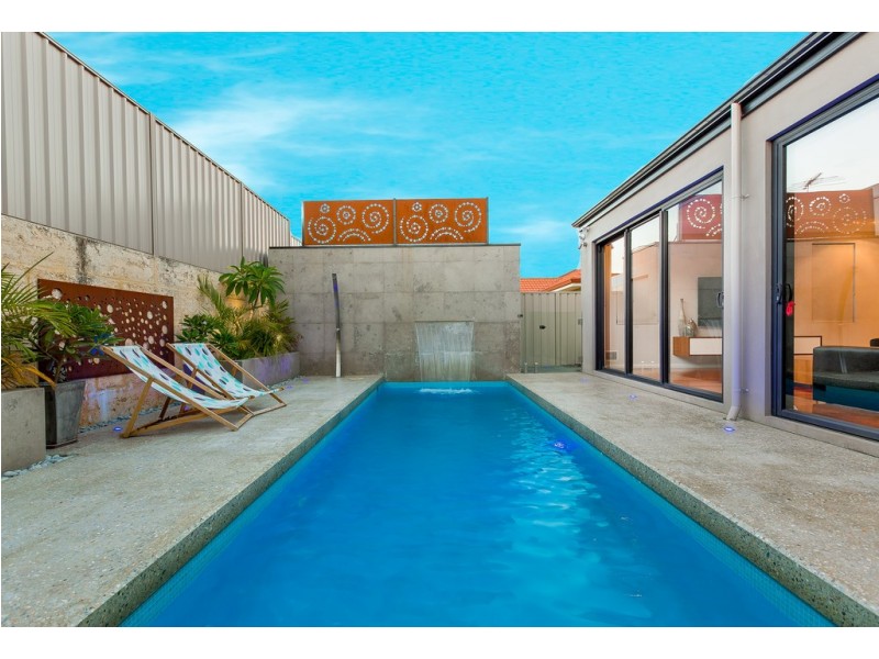 12 Castanet Drive, Madeley WA 6065