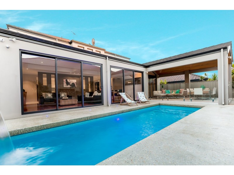 12 Castanet Drive, Madeley WA 6065