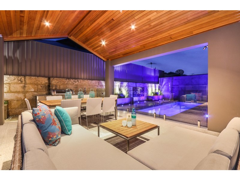 12 Castanet Drive, Madeley WA 6065