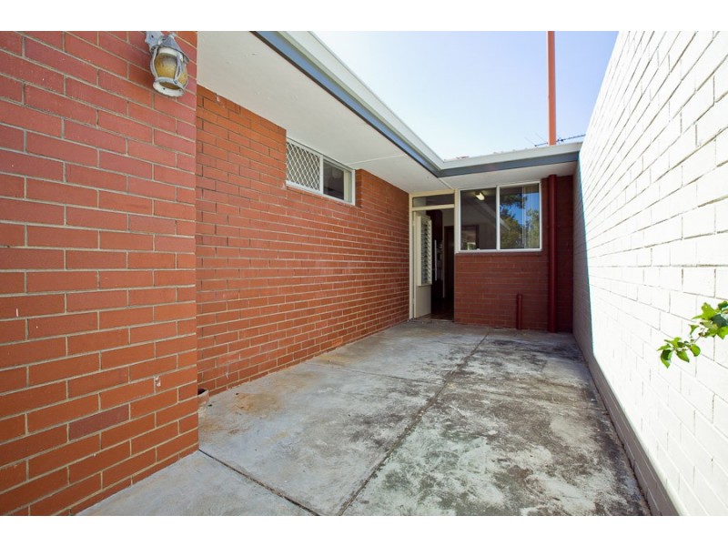 8B Genesta Crescent, Dalkeith WA 6009