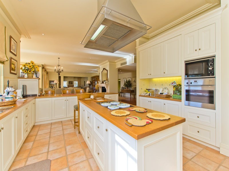 1670 Readheads Road, Stake Hill WA 6210