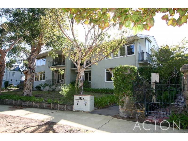 2/16a Richardson Avenue, Claremont WA 6010