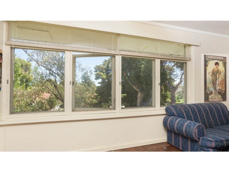 2/16a Richardson Avenue, Claremont WA 6010