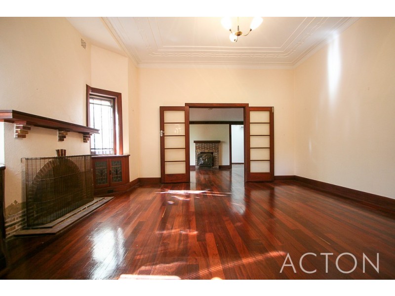 44 Gallop Road, Dalkeith WA 6009