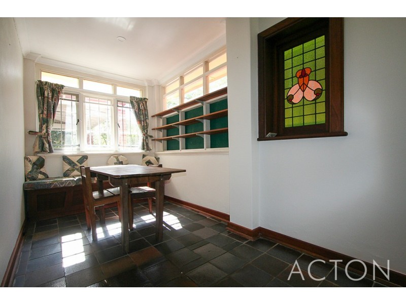 44 Gallop Road, Dalkeith WA 6009