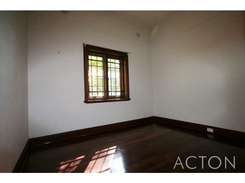 44 Gallop Road, Dalkeith WA 6009