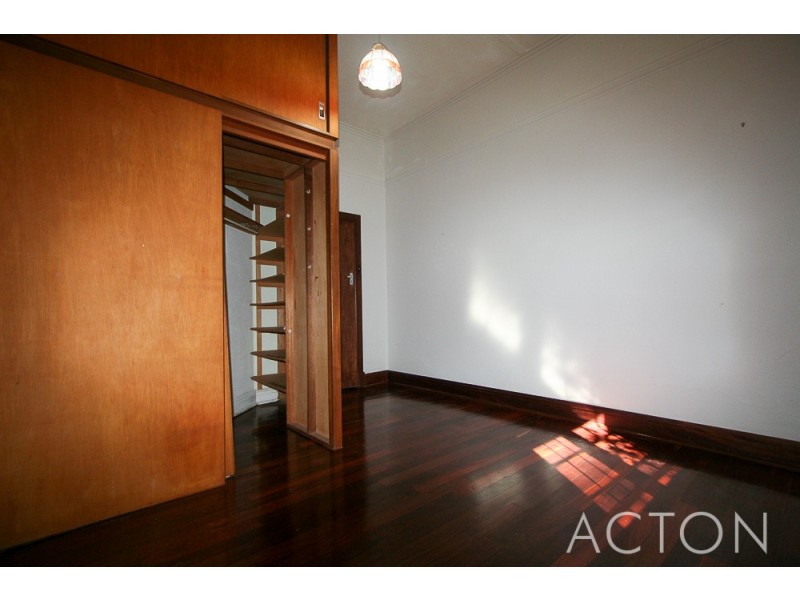 44 Gallop Road, Dalkeith WA 6009