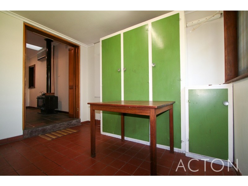 44 Gallop Road, Dalkeith WA 6009