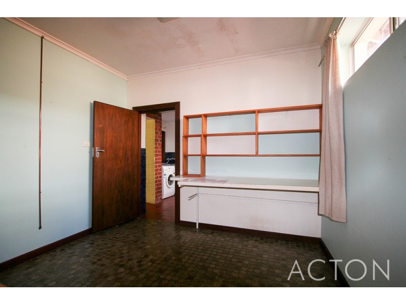 44 Gallop Road, Dalkeith WA 6009