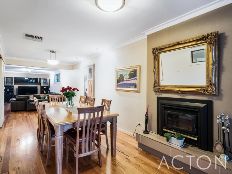 51 Girrawheen Drive, Gooseberry Hill WA 6076