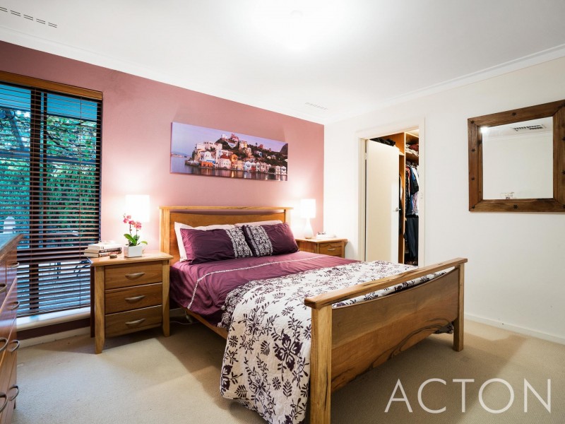 51 Girrawheen Drive, Gooseberry Hill WA 6076