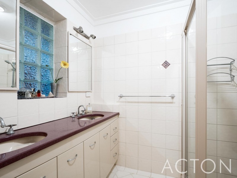 51 Girrawheen Drive, Gooseberry Hill WA 6076