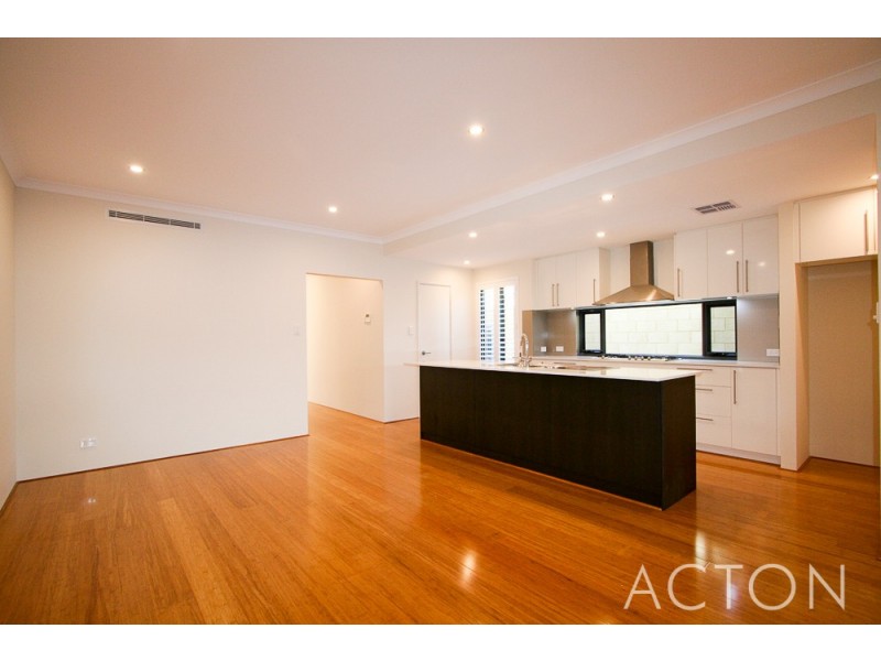 1/19 Murray Avenue, Mosman Park WA 6012