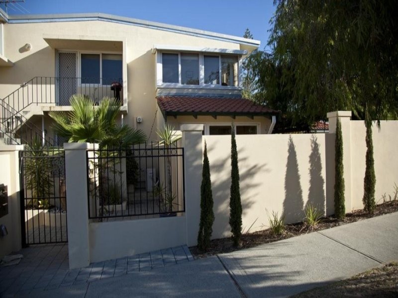 1/246 Broome Street, Cottesloe WA 6011