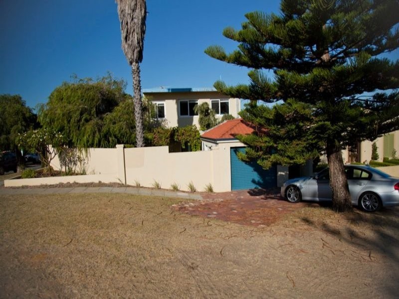 1/246 Broome Street, Cottesloe WA 6011