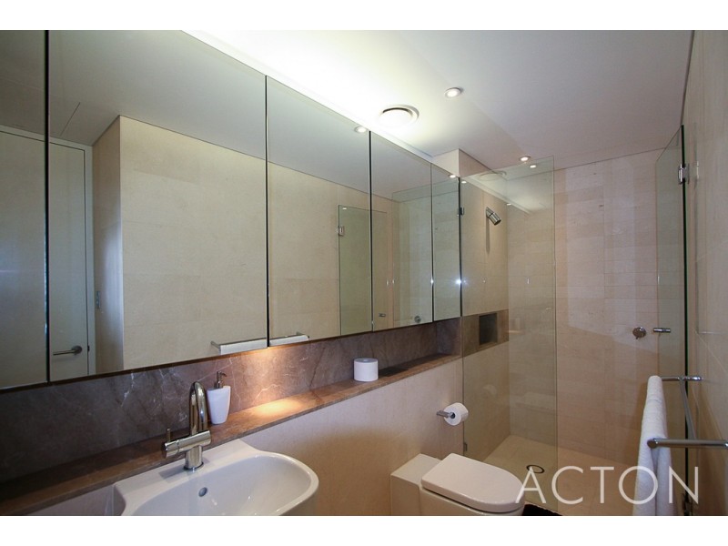 15/21 Ocean Drive, North Coogee WA 6163