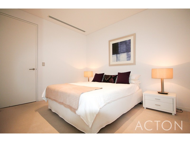 15/21 Ocean Drive, North Coogee WA 6163