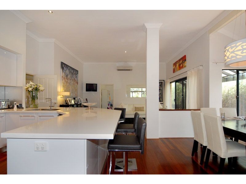 33 Napier Street, Nedlands WA 6009