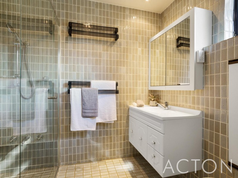 7/10 The Avenue, Crawley WA 6009