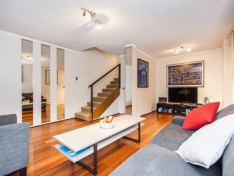 36 MOUNT STREET, Claremont WA 6010