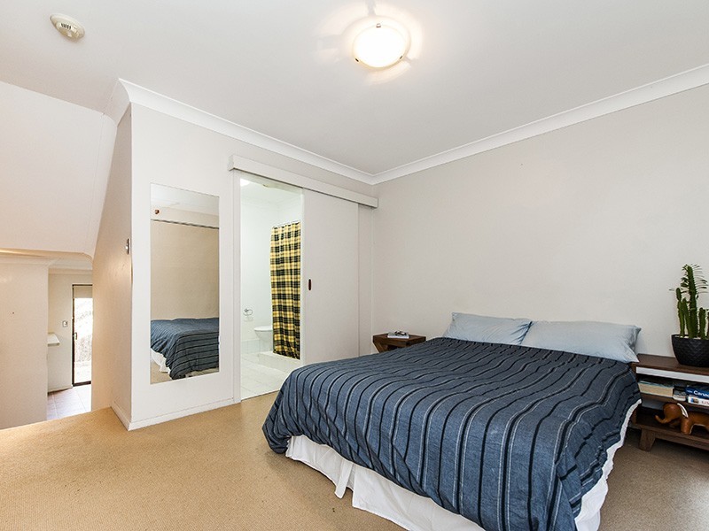 36 MOUNT STREET, Claremont WA 6010