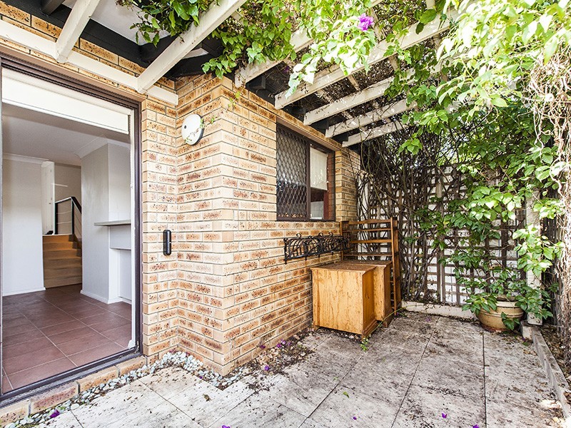 36 MOUNT STREET, Claremont WA 6010